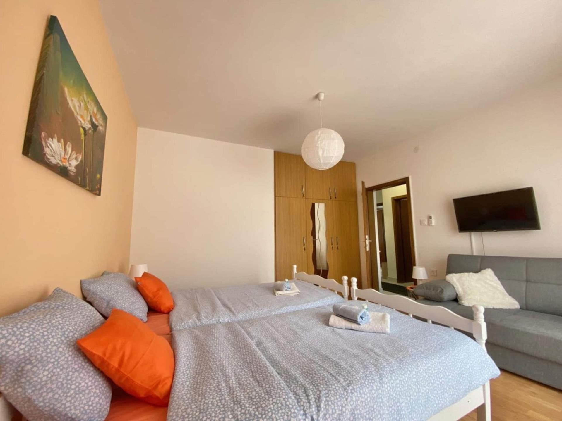קרק Apartments Xenia Krk מראה חיצוני תמונה