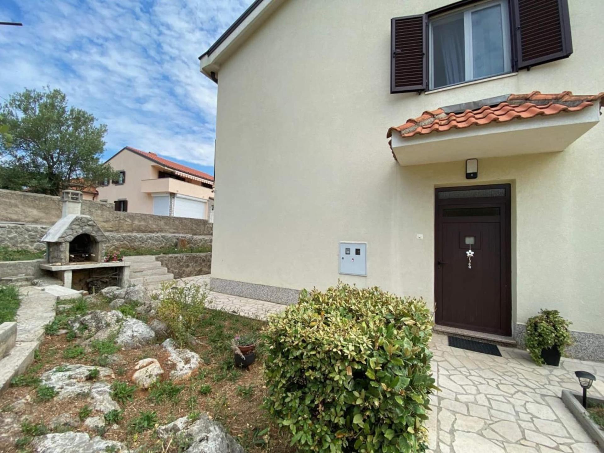 קרק Apartments Xenia Krk מראה חיצוני תמונה
