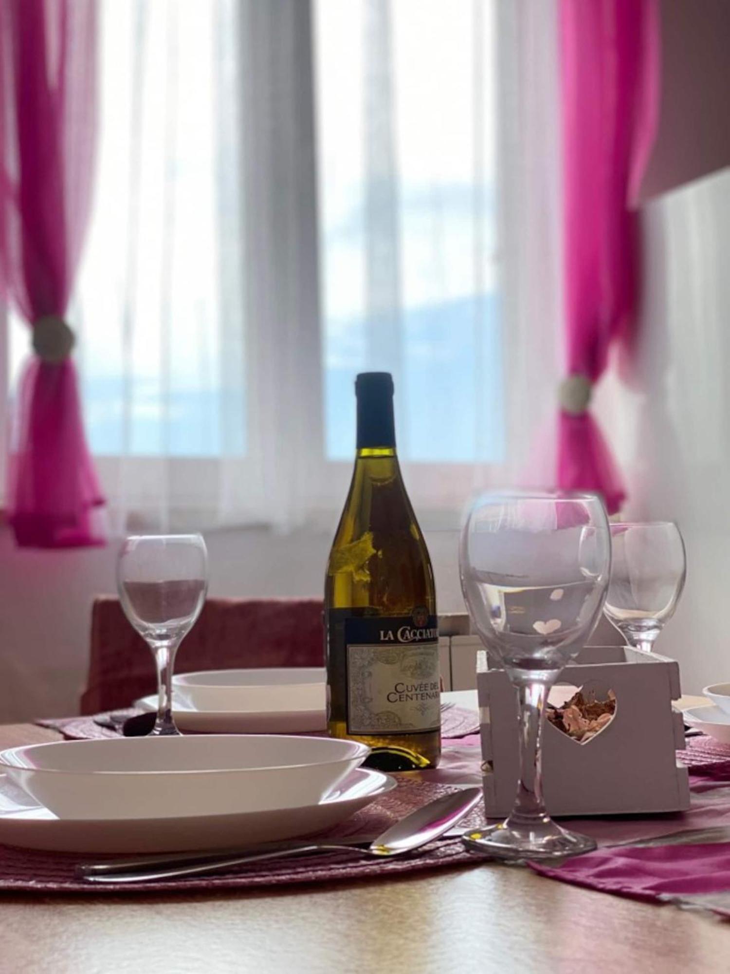 קרק Apartments Xenia Krk מראה חיצוני תמונה